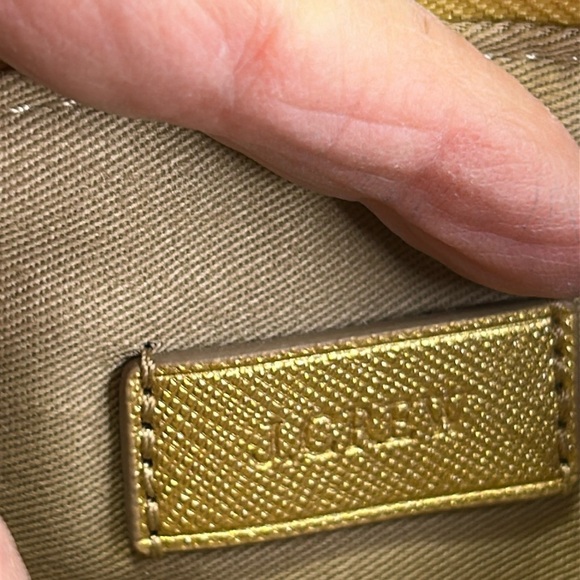 J.CREW SAFFIANO LEATHER GOLD CLUTCH POUCH TASEL ZIP - Picture 6 of 10